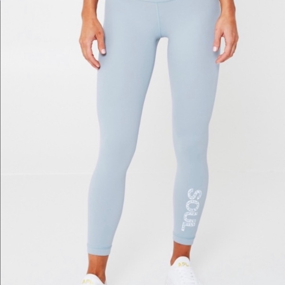 NWOT Lululemon SoulCycle Align II